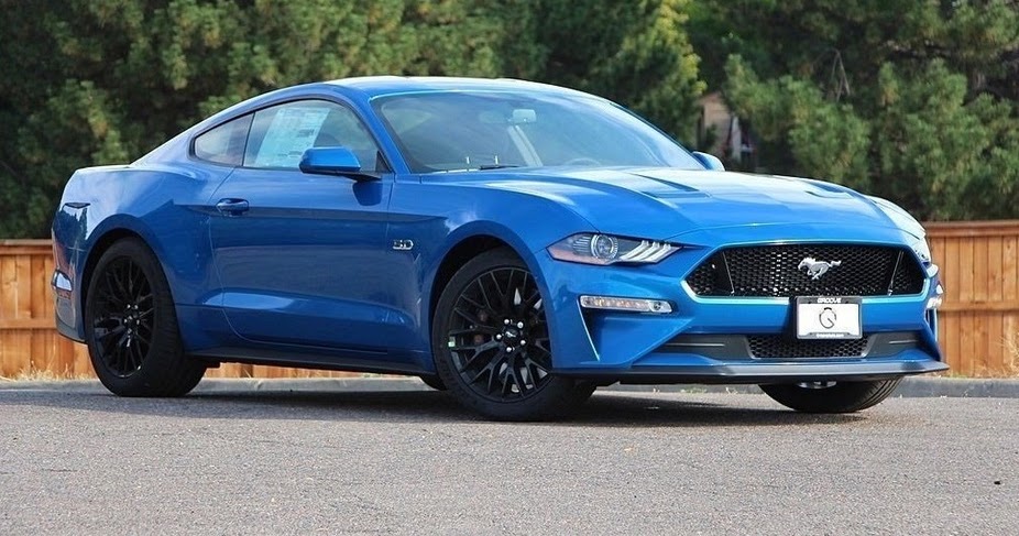 MUSCLE CAR COLLECTION 2019 Ford Mustang GT 5.0 V8