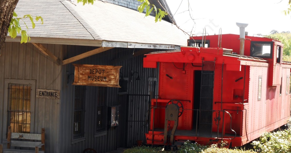 ZAK Entertainment Arcadia, Louisiana Where Bonnie & Clyde's History