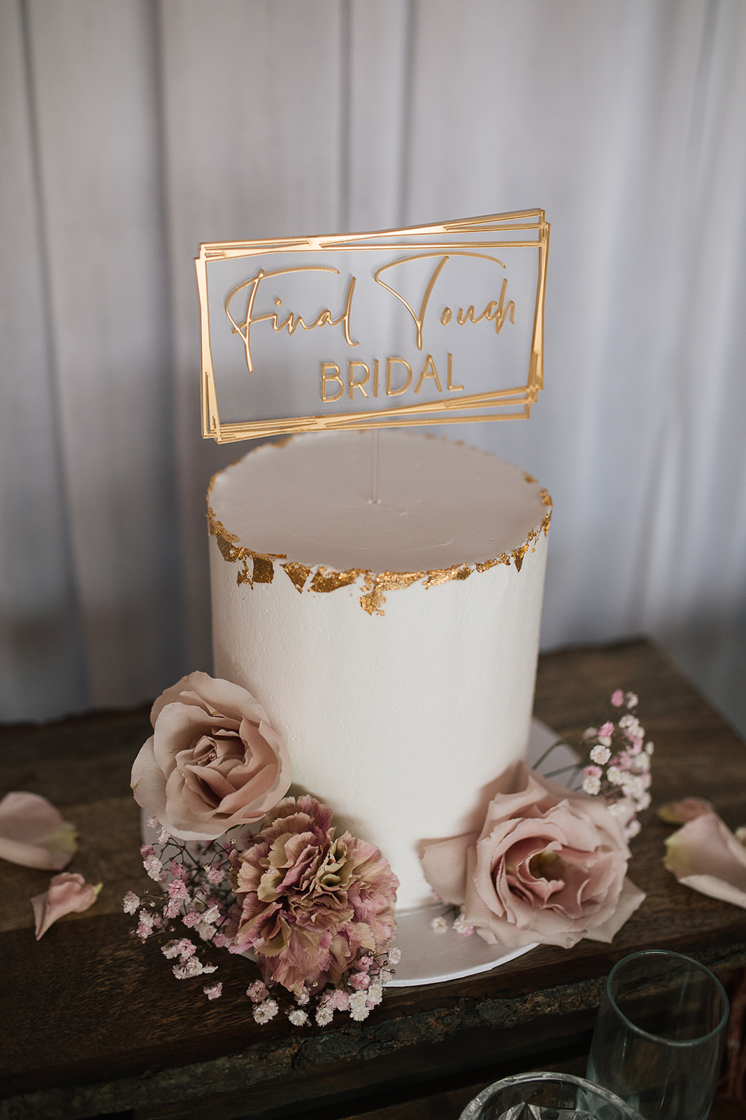 on the aisle blog | ballerina bridal shoot jennifer burch photography central coast weddings nsw bridal gowns floral design pinic setup cake