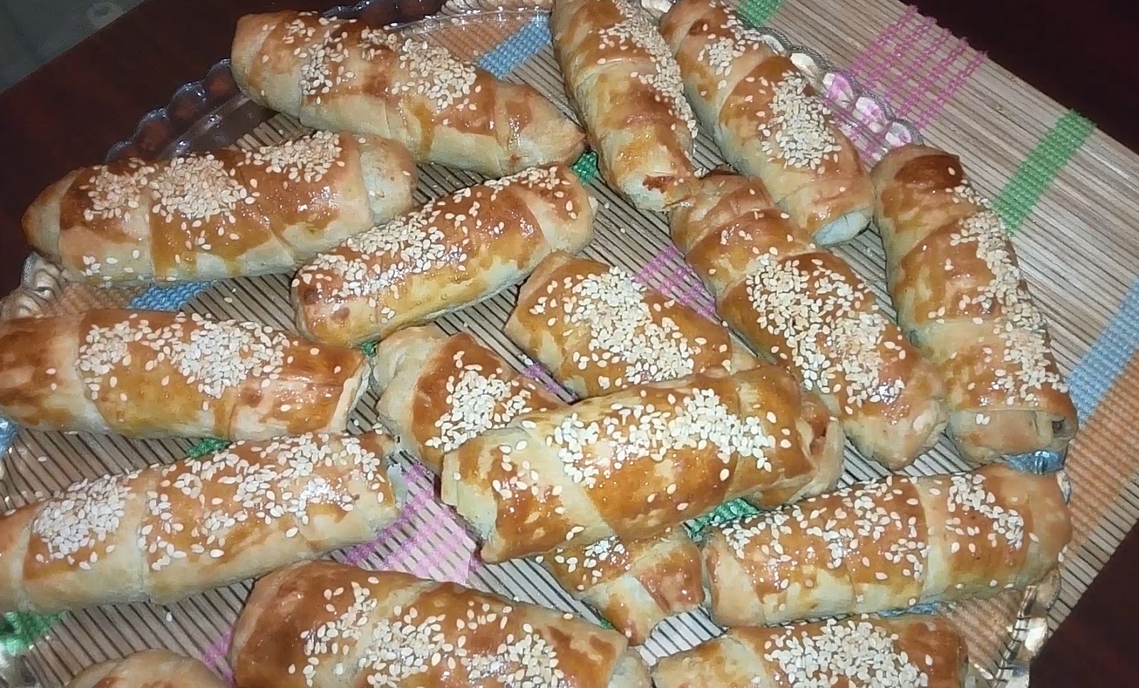 Kıymalı kaşarlı çıtır börek (Crispy patty with minced meat) özeldersci