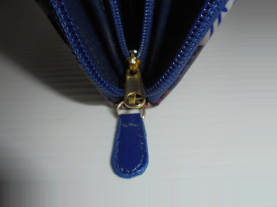 ファスナー引き手