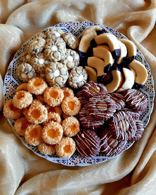 حلويات مغربية تقليدية بنفس العجين