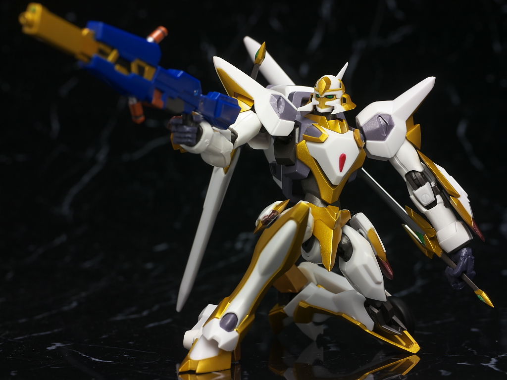 MECHA GUY: Robot Damashii (Side KMF) Lancelot - Review Images
