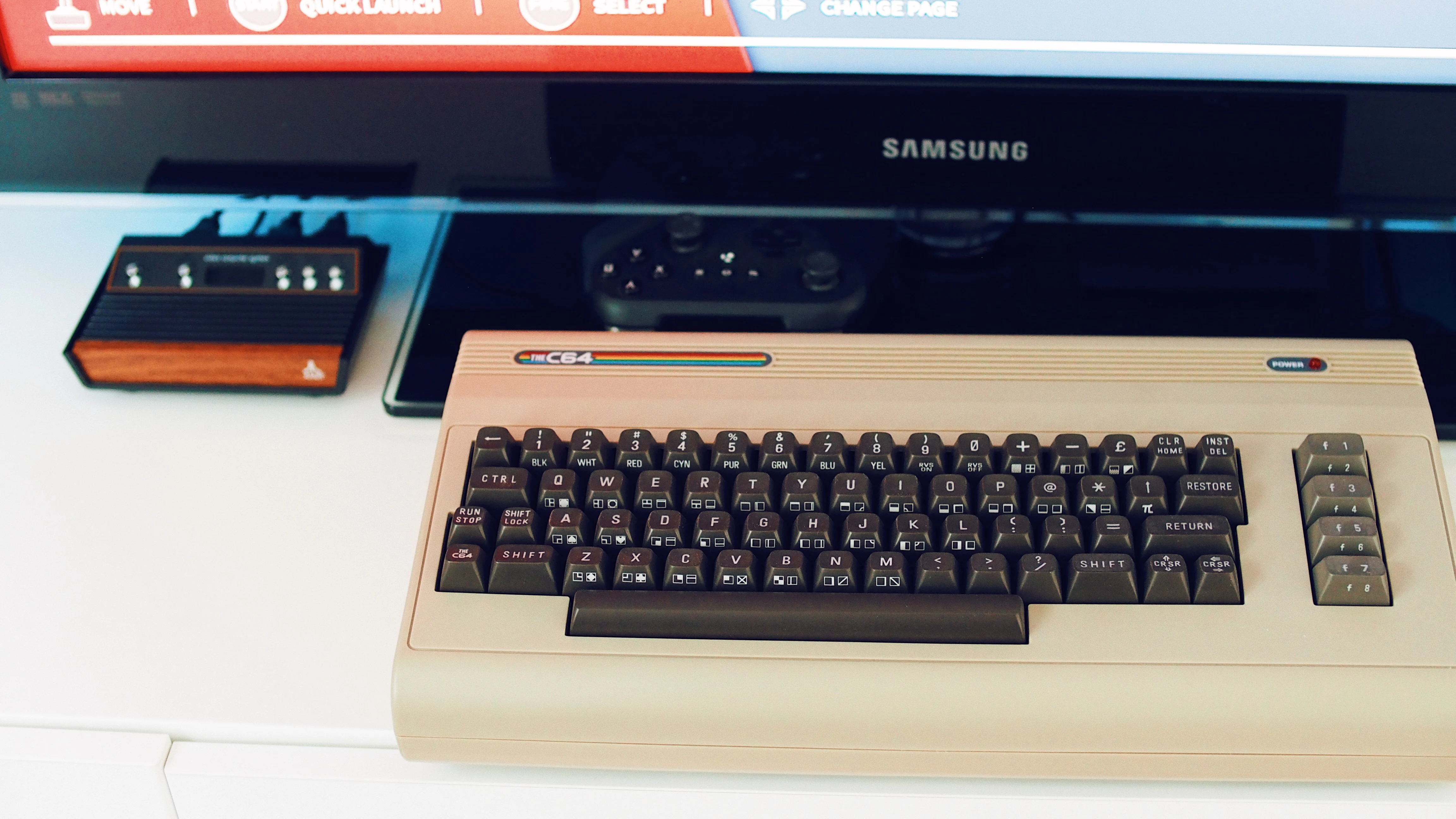 THE WONDER COMPUTER OF THE 1980s RETURNS! | Retro Konsolen und Retro Computer sind gefragt.