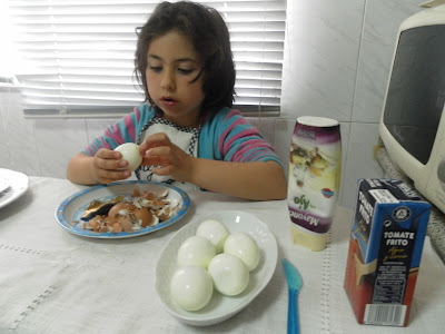 cocina infantil, huevos rellenos, 