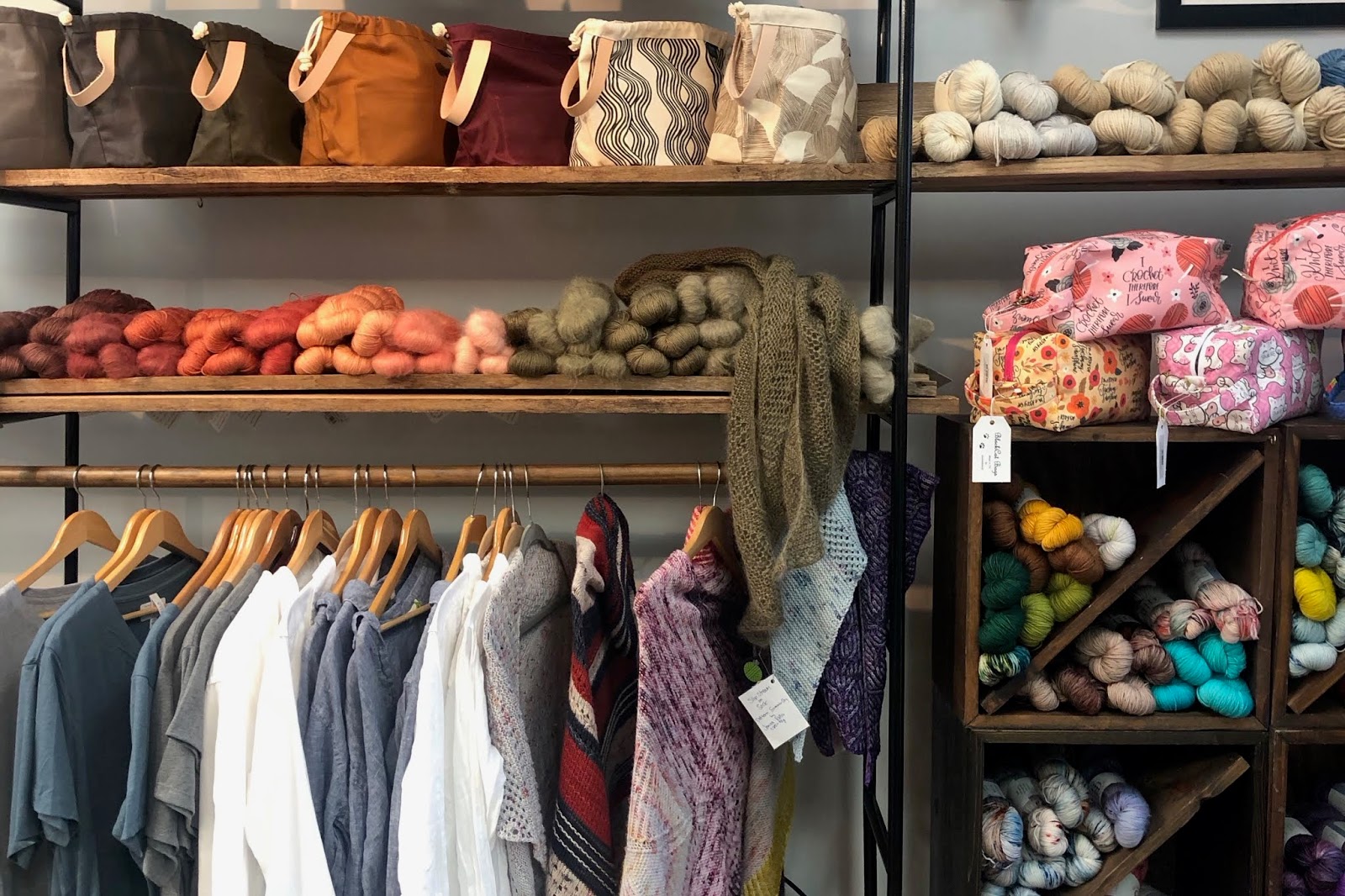 post nashville + eye spy a Friend to knit with