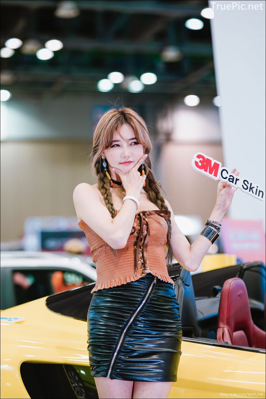 Korean Racing Model - Han Ga Eun - Seoul Auto Salon 2019 - Picture 47