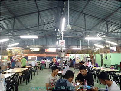 Medan Selera Pokok Sena, Kepala Batas