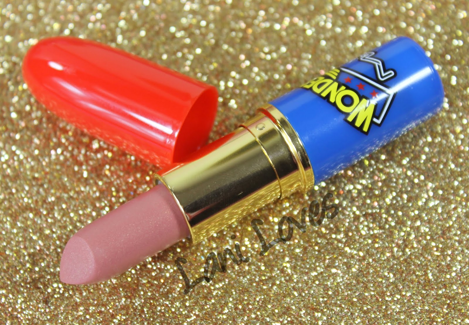 MAC Monday: Wonder Woman - Marquise D' Lipstick Swatches & Review