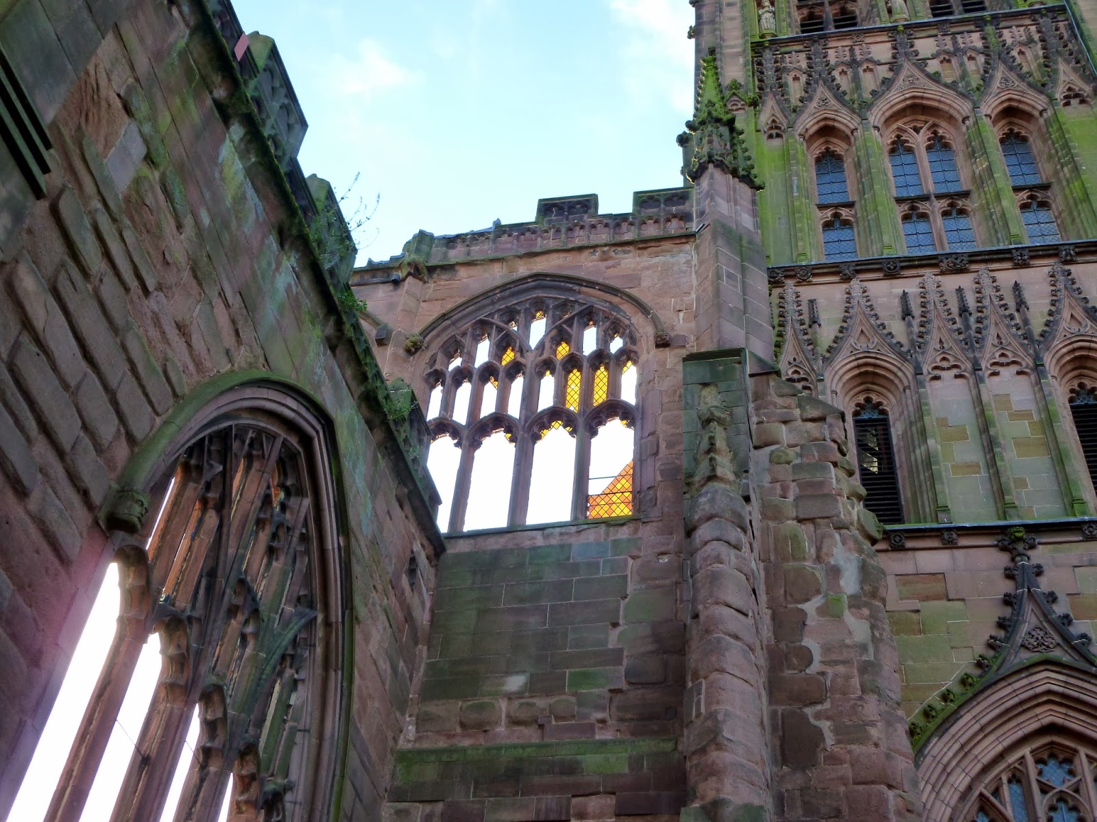 Today Around Coventry: Coventry Cathedral Ruins - Golden Glass