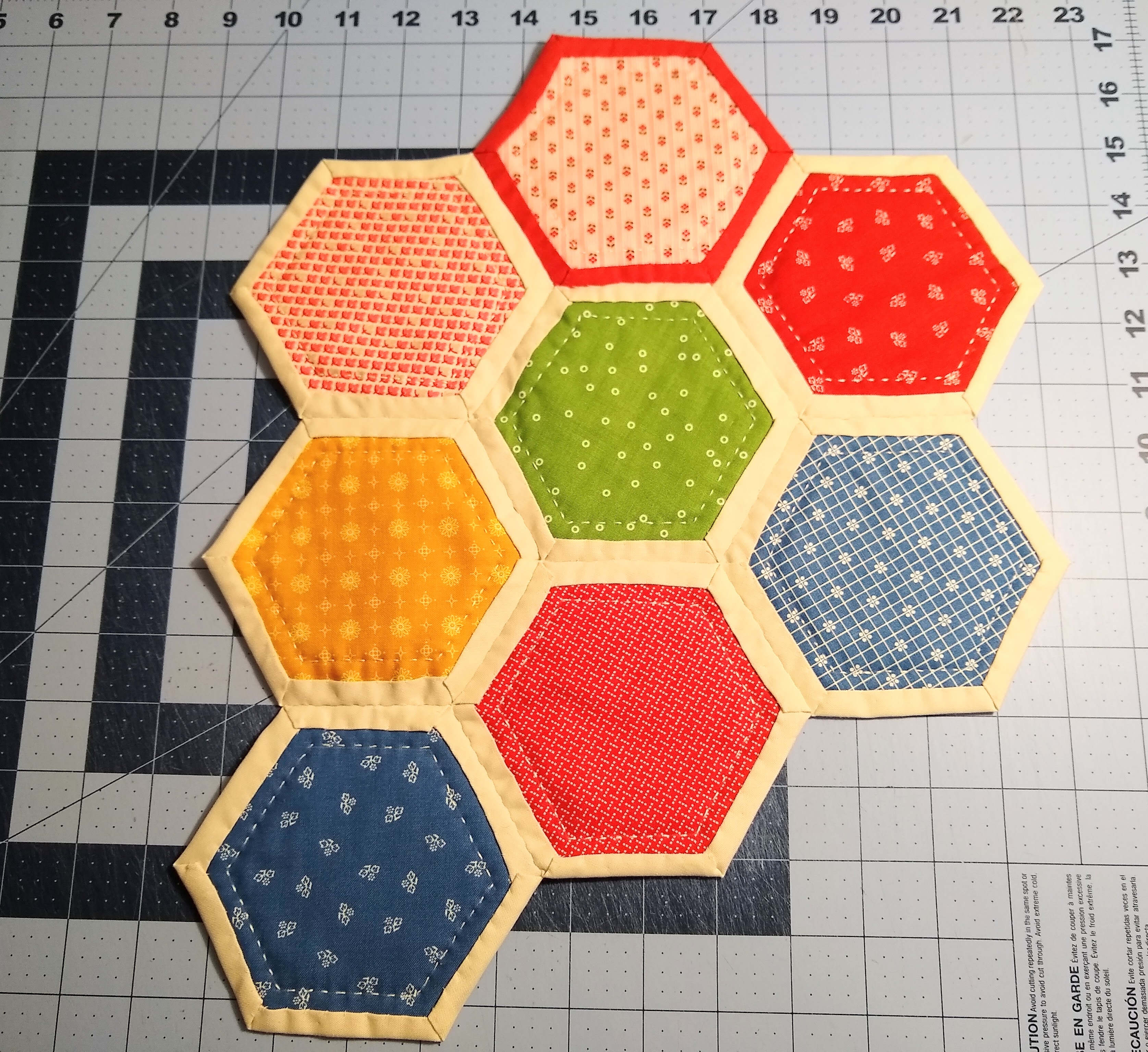 Little Penguin Quilts Quilt as you go hexagons