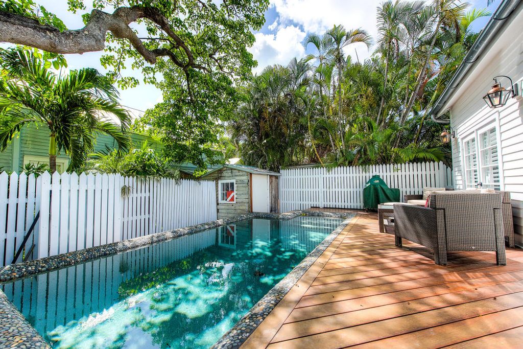Sweet House Dreams 1924 Conch House in Key West, Florida