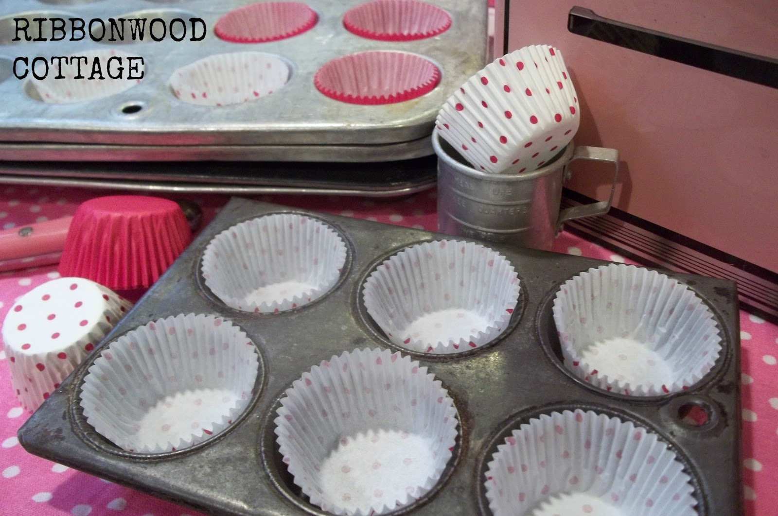 Ribbonwood Cottage How to Bake Miniature Valentine's Cupcakes and a