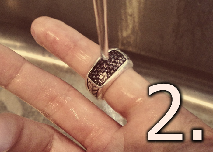 How Do You Clean David Yurman Jewelry DYMANia: How to Best Clean David Yurman Jewelry (with Pavé Settings)