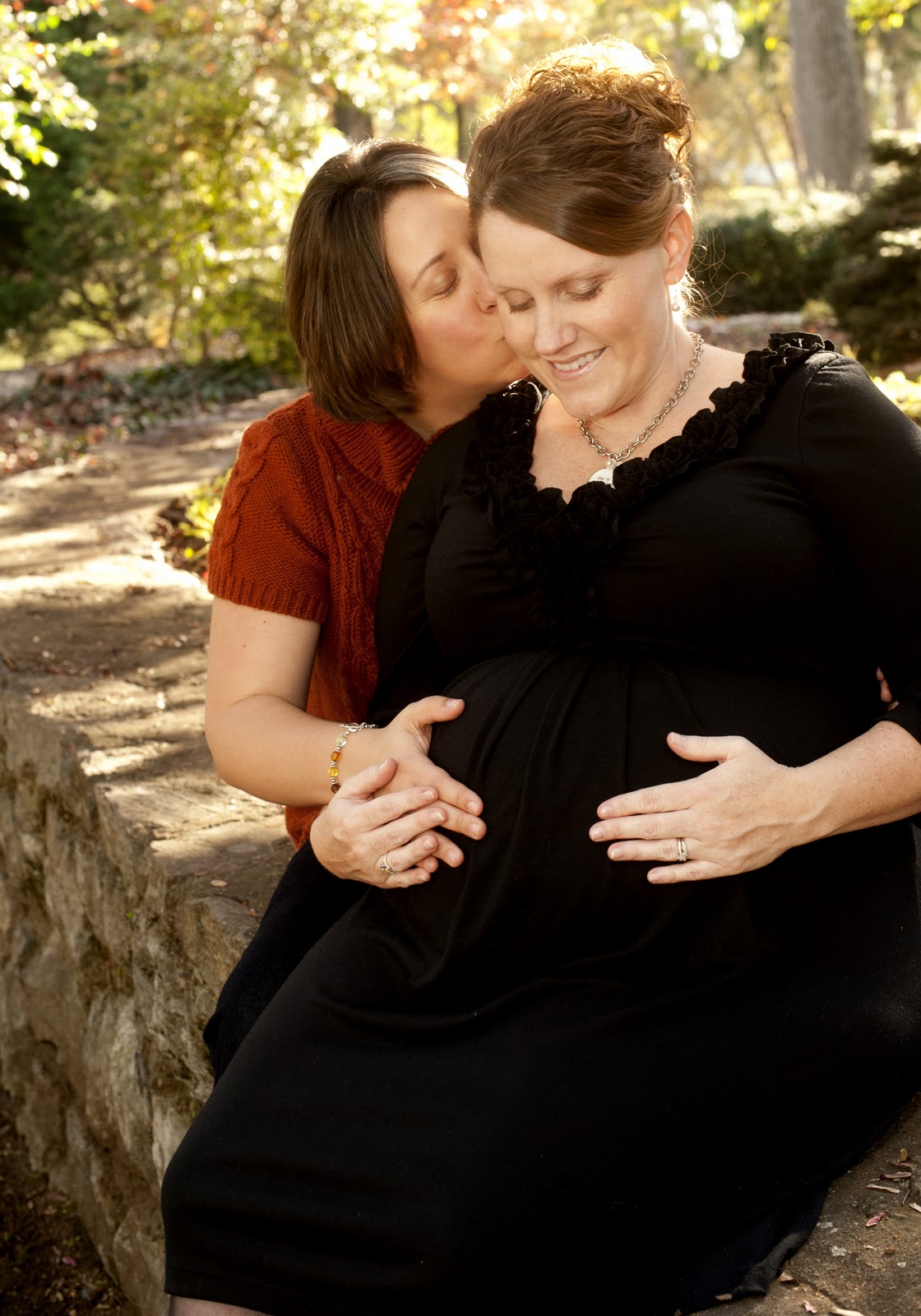 2 Birds Building a Nest Foto Friday Pregnancy Photos