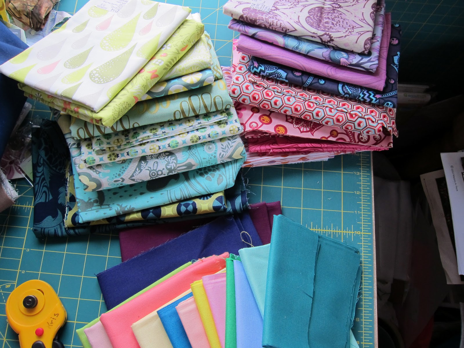 krislovesfabric: And So It Begins Again...Tula Pink's 100 Modern Blocks