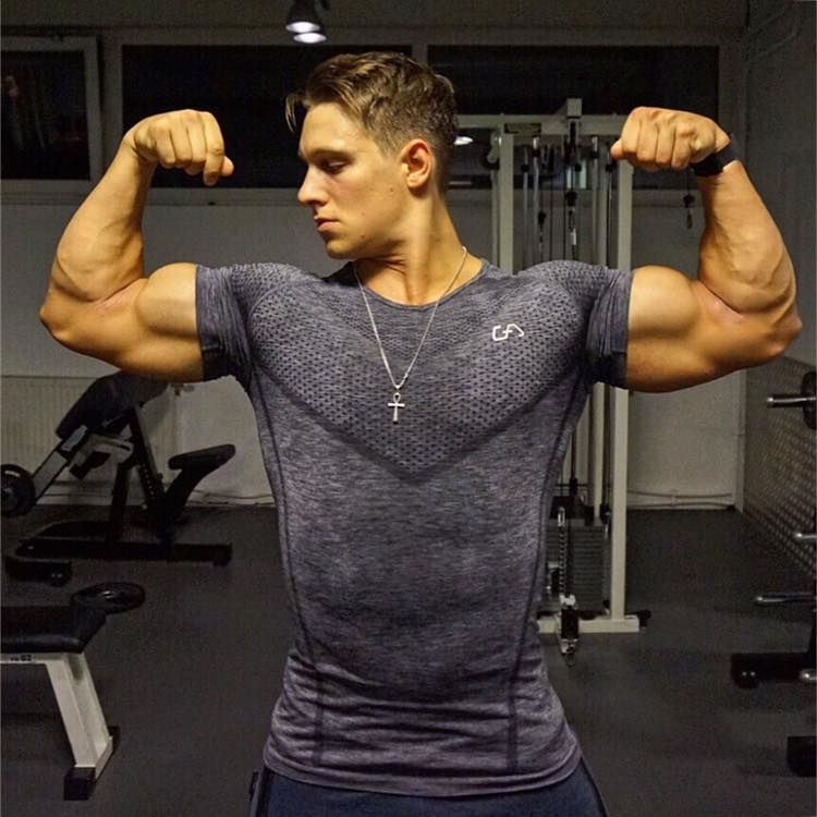 straight-pride-masculine-bro-steve-kris-gym-huge-biceps-flex