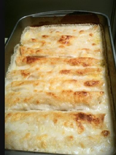 THE BEST CHICKEN ENCHILADAS #recipes #dinnerrecipes #dinneroptions #gooddinner #gooddinneroptions #food #foodporn #healthy #yummy #instafood #foodie #delicious #dinner #breakfast #dessert #yum #lunch #vegan #cake #eatclean #homemade #diet #healthyfood #cleaneating #foodstagram THE BEST CHICKEN ENCHILADAS #recipes #dinnerrecipes #dinneroptions #gooddinner #gooddinneroptions #food #foodporn #healthy #yummy #instafood #foodie #delicious #dinner #breakfast #dessert #yum #lunch #vegan #cake #eatclean #homemade #diet #healthyfood #cleaneating #foodstagram