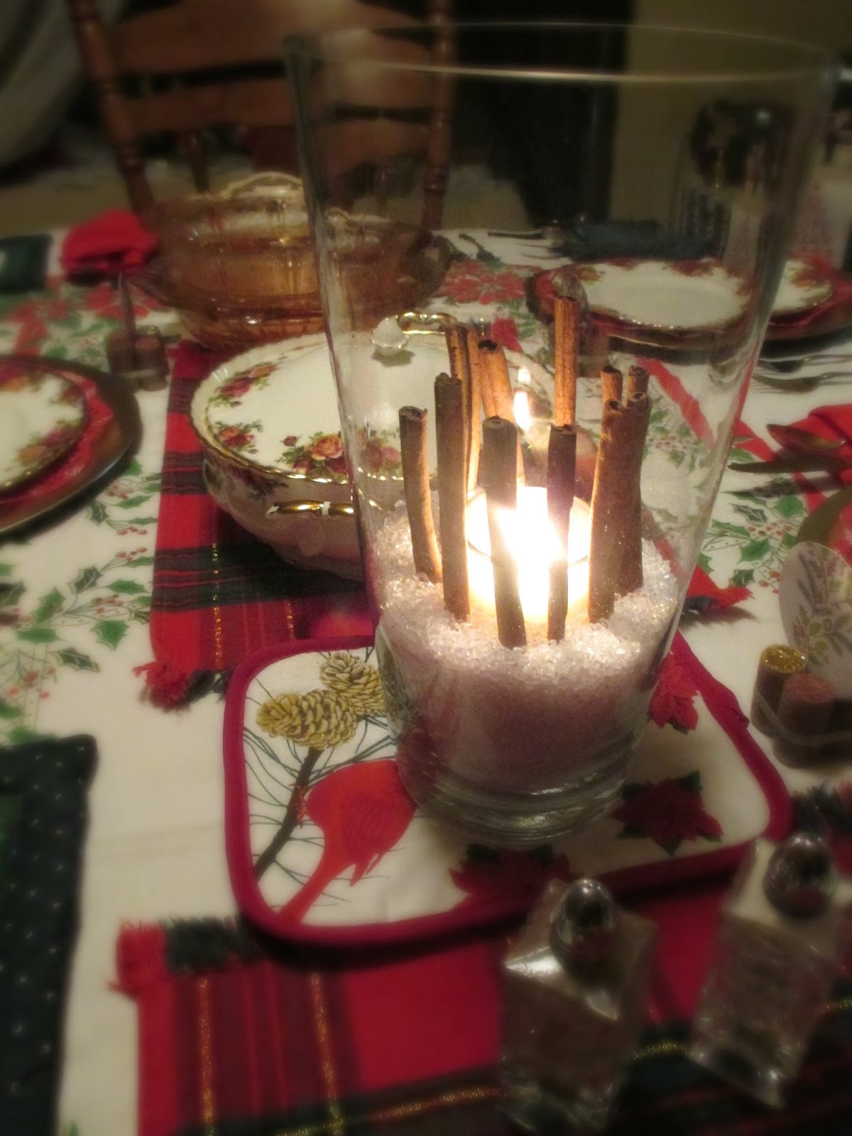 Hot And Cold Running Mom Just My Stuff Cinnamon Candle Centerpiece