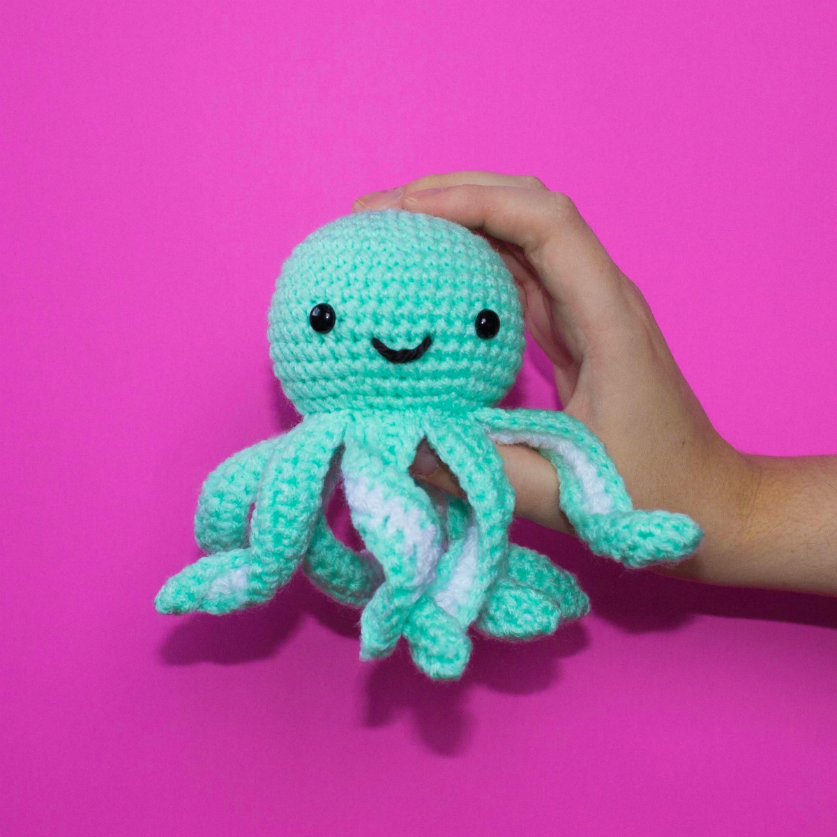 free-crochet-pattern-for-mini-octopus-thefriendlyredfox