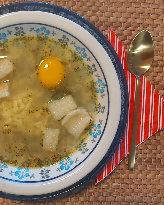 Česneková polévka czyli czeska zupa czosnkowa