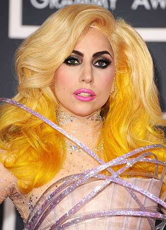 Lady+Gaga+Armani.jpg