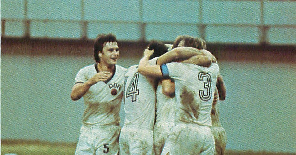 Football Yesterday & Today Equipe de RDA olympique 1976 (Fiche Football)