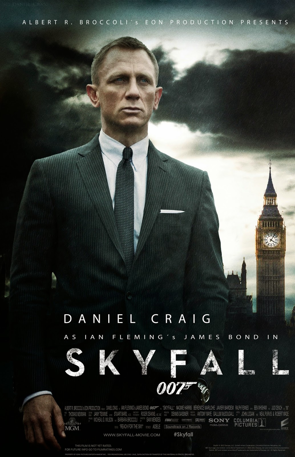 007 TRAVELERS: 007 Film: Skyfall (2012)