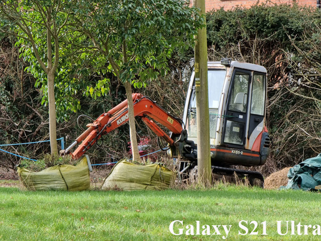 So sánh chi tiết camera của iPhone 12 Pro Max và Galaxy S21 Ultra