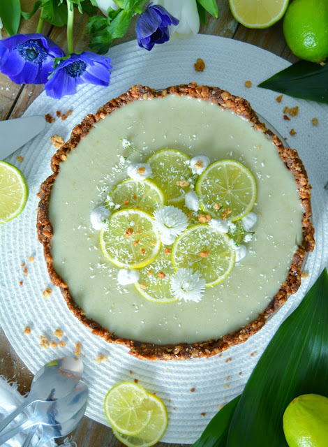 Tarte au Citron Vert Légère et Végétalienne / The Healthiest Vegan Key Lime Pie Tarte au Citron Vert Légère et Végétalienne / The Healthiest Vegan Key Lime Pie