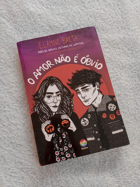 OPINIÃO O Amor não é Óbvio - Elayne Baeta - Resenha de Unicórnio