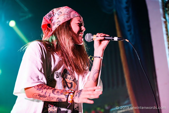 Lauren Sanderson at The Opera House on July 20, 2019 Photo by John Ordean at One In Ten Words oneintenwords.com toronto indie alternative live music blog concert photography pictures photos nikon d750 camera yyz photographer