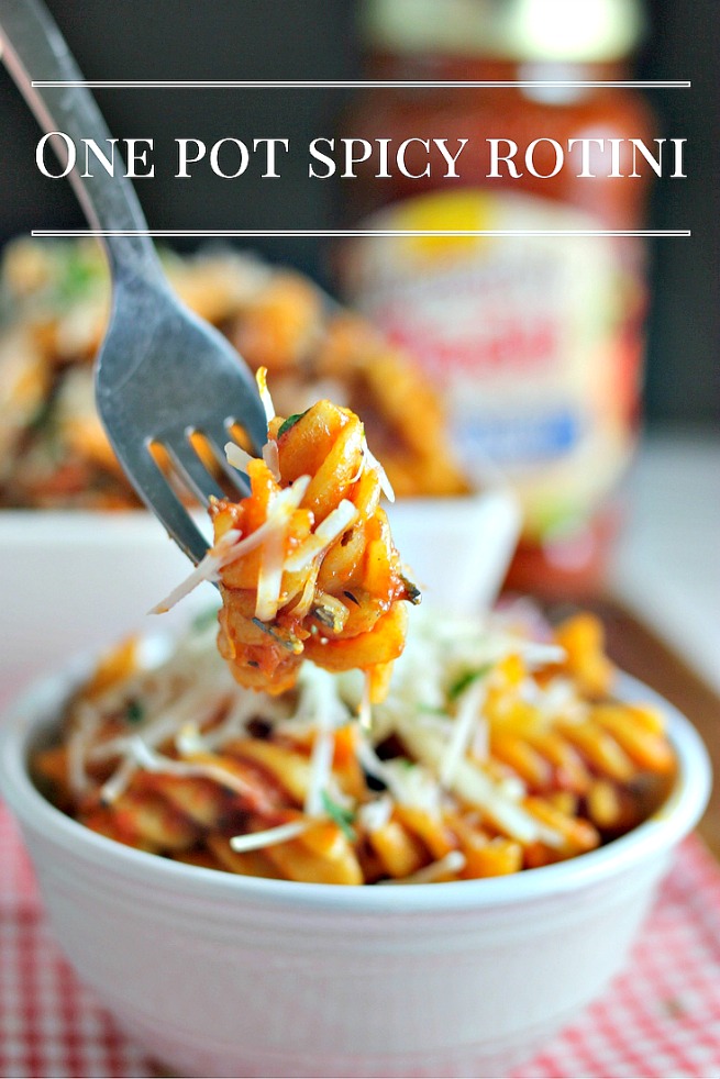 One Pot Spicy Rotini Pasta