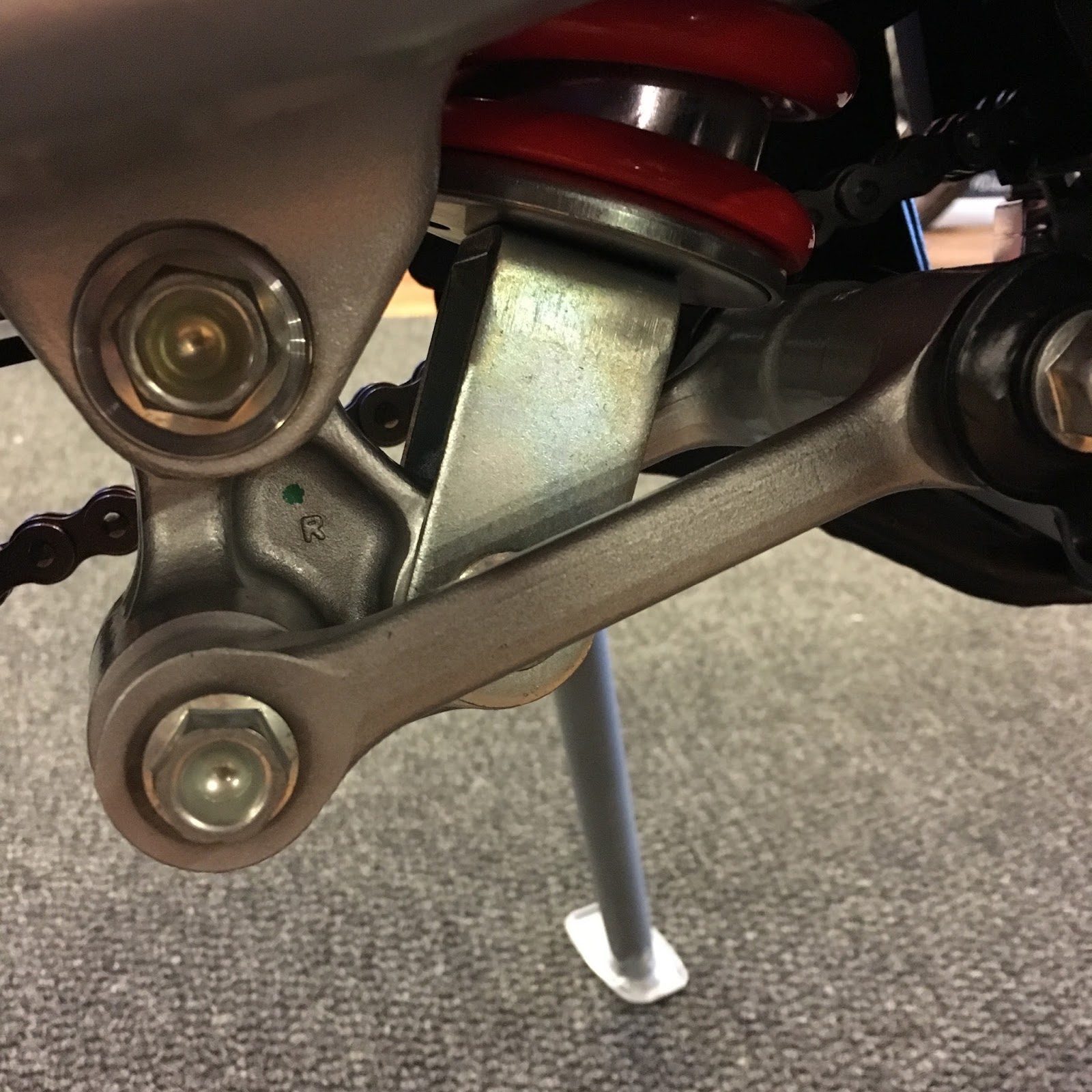ktm 690 enduro tail tidy