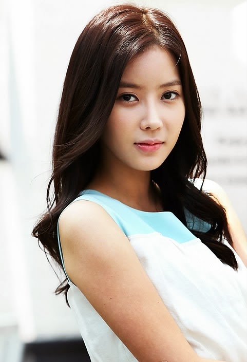 Im Soo Hyang (Lim Su Hyang) 임수향 Korean Actress ~ CELEBRITY STATUS