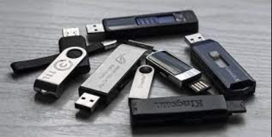 Mengatasi flashdisk minta format