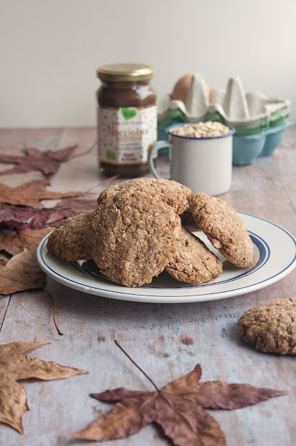Cookies con fiocchi d'avena e nocciolata crunchy
