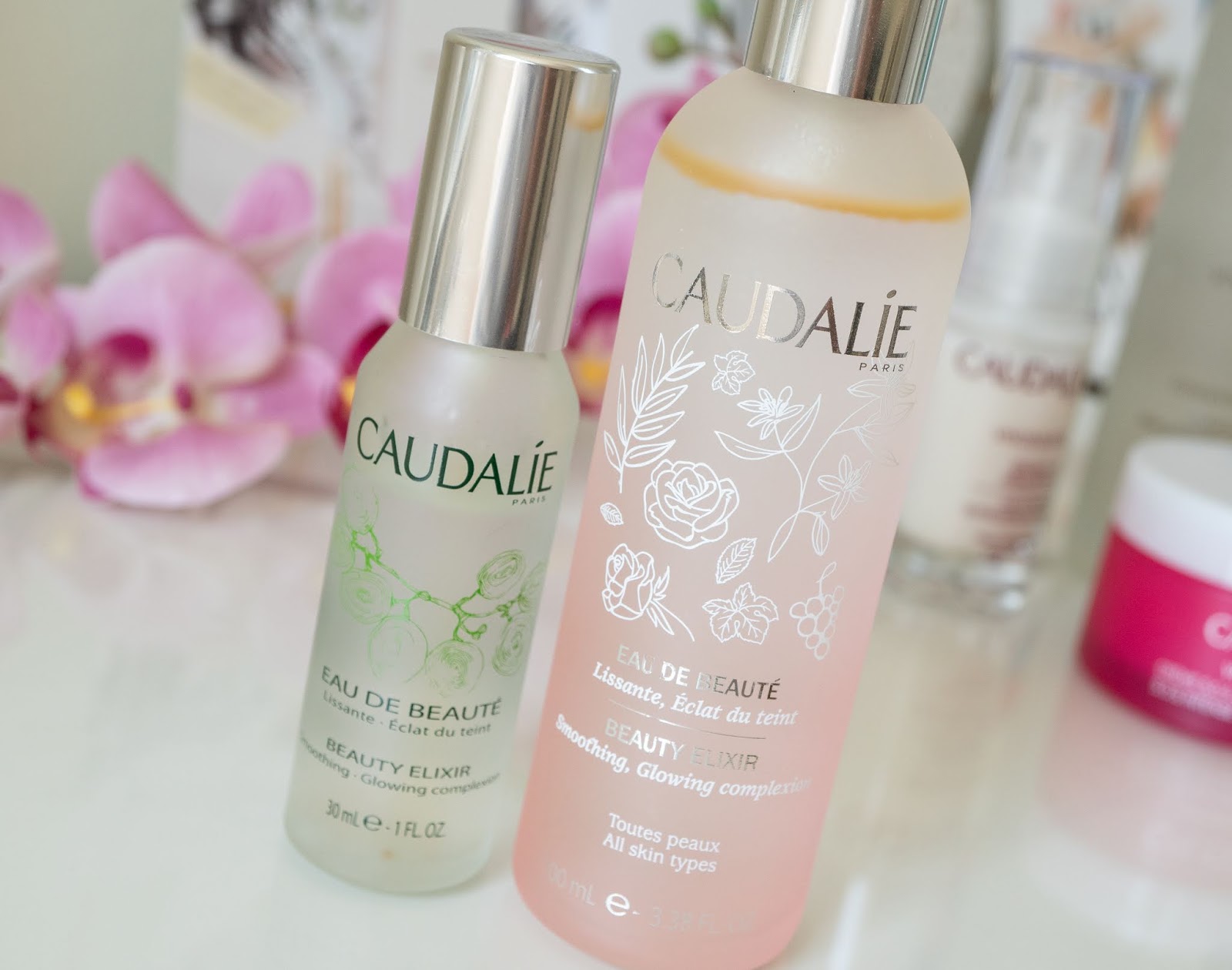 Caudalie beauty elixir 30ml. Caudalie вода лица. освежающий спрей-эликсир apl. виноградная вода. маркировка caudalie.