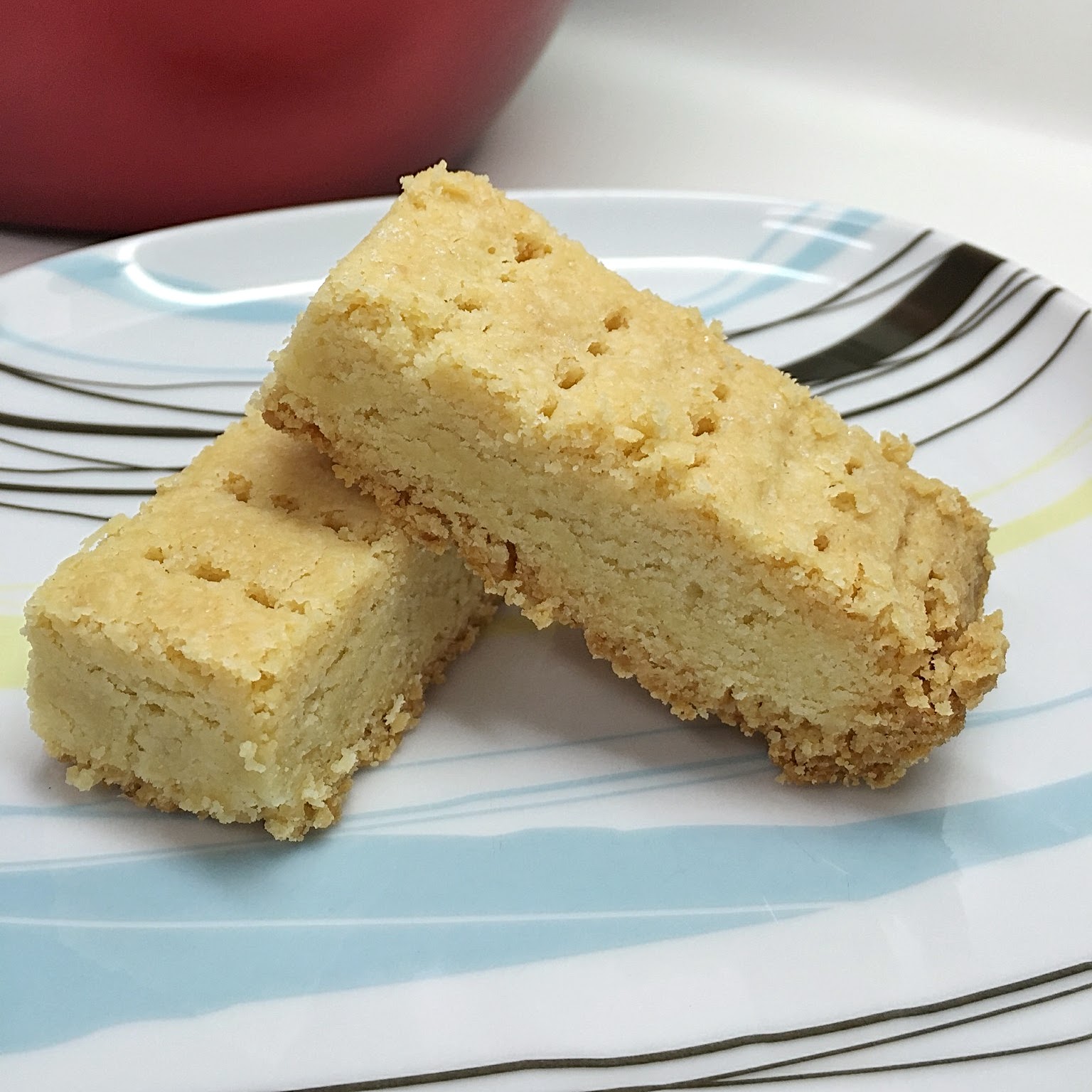 pepsakoy: Macadamia Shortbread