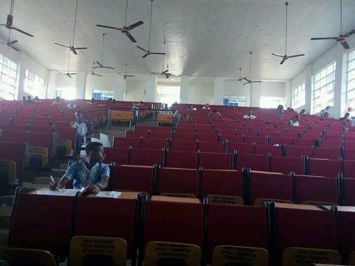 PHOTO: See How FUTO Students Write Exam - NAIJASCHOOLNEWS