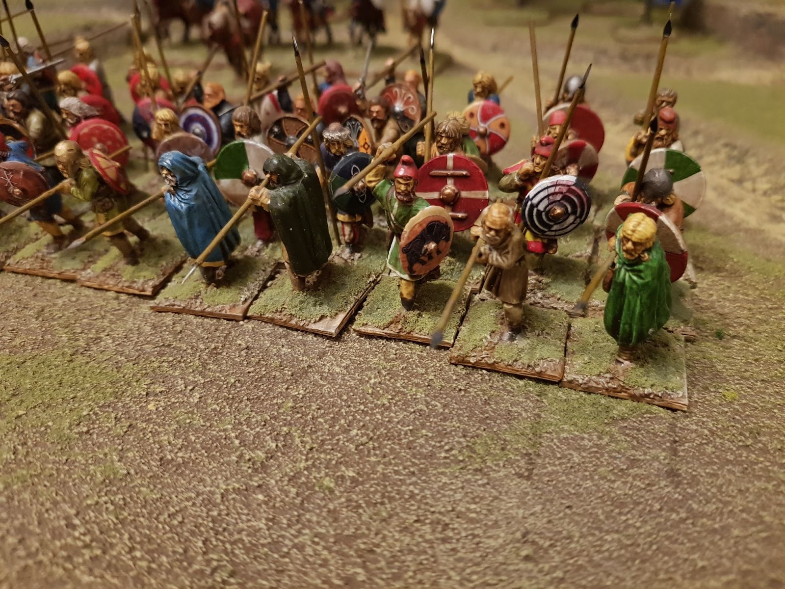 Artus, Ambrosius Aurelianus, Riothamus Die Dreifaltigkeit des Dark