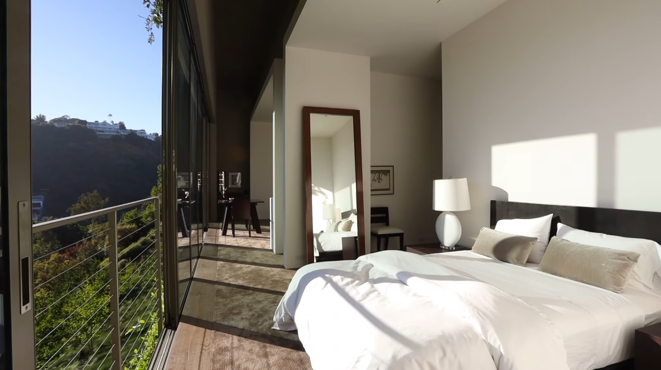 Luxury Mansion Interior Design Tour vs. Iconic Architectural Statement by Mark Rios FAIA | Bel-Air