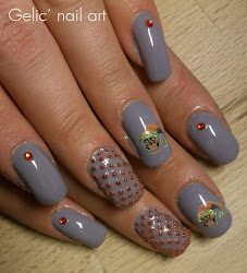 edgy nail christmas gray