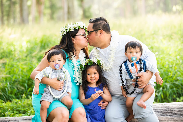 Oahu family photographers-ocean