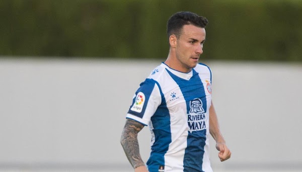 Oficial: Mirandés, firma Álex López