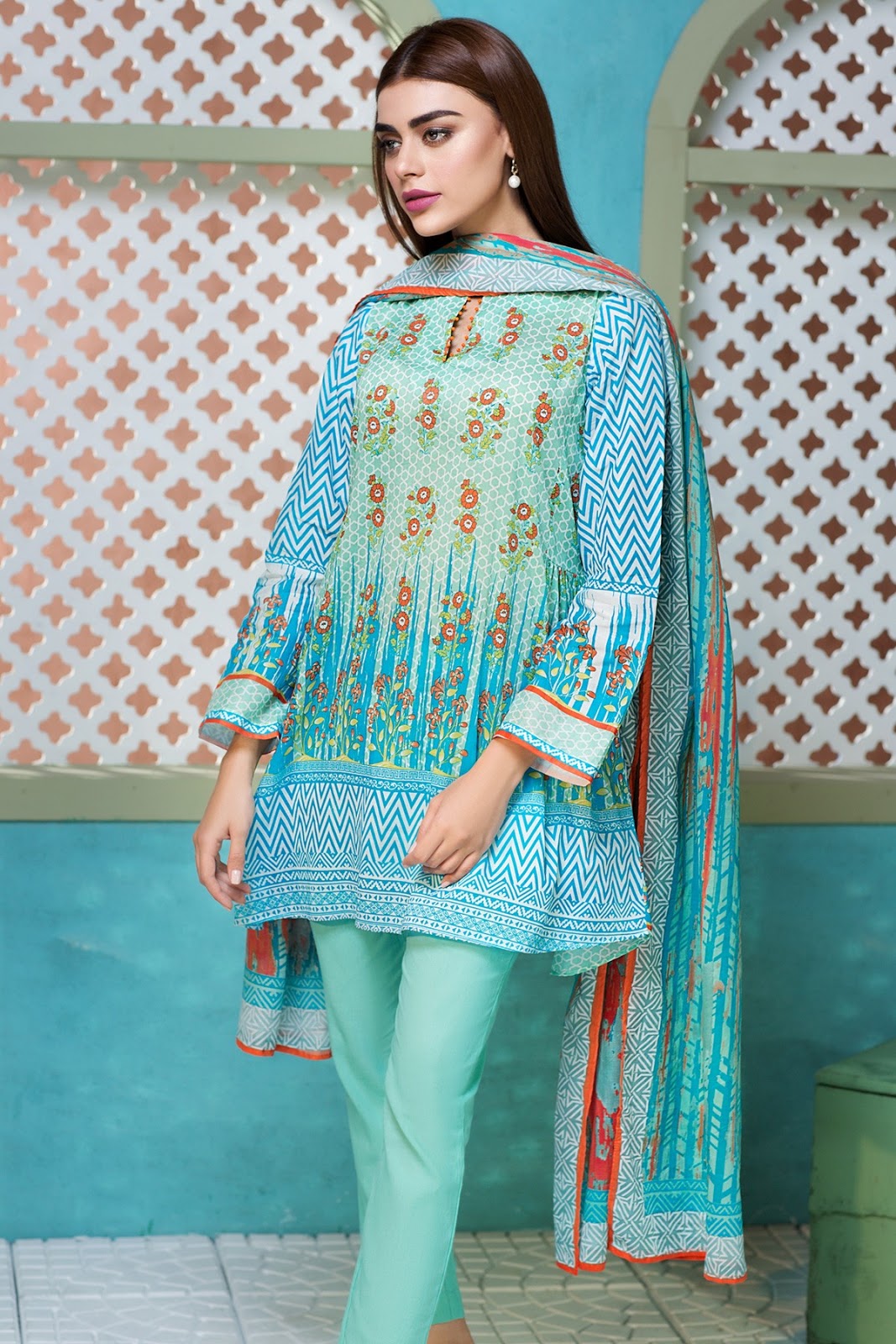 Khaadi Unstitched Eid Collection 2017 A17309-B-GREEN with model Sadaf ...