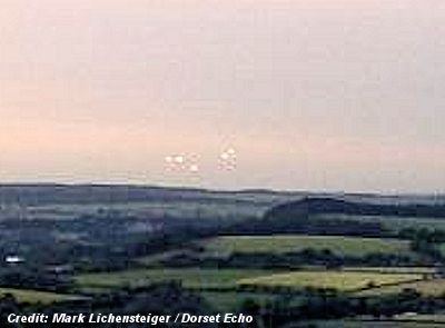 UFOs in Dorset - Mystery lights on Zig Zag Hill – August 2013