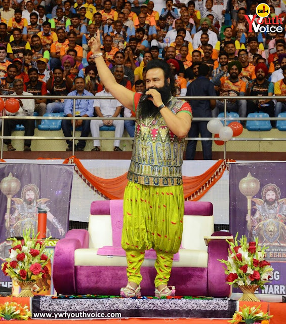 MSG The Warrior LionHeart Premiere Delhi Cover Poster Photos Videos Music Wallpaper Trailer Dhol Baaje Varsha Hai Aai First Day Release Weekend Collection
