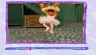 Sesame Street Elmo's World Jumping Video E-Mail