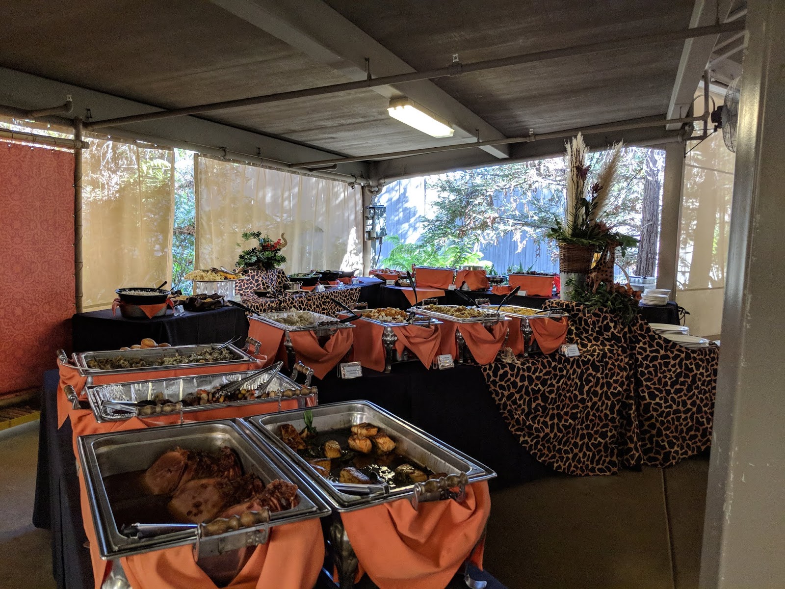 Enjoy a fine dining Thanksgiving feast at the San Diego Zoo or San